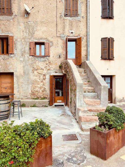 Charmant Petit Appartement Place De L Eglise Piana (Corsica) Exterior foto